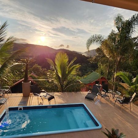 Suites Sunset Miguel Pereira Bagian luar foto